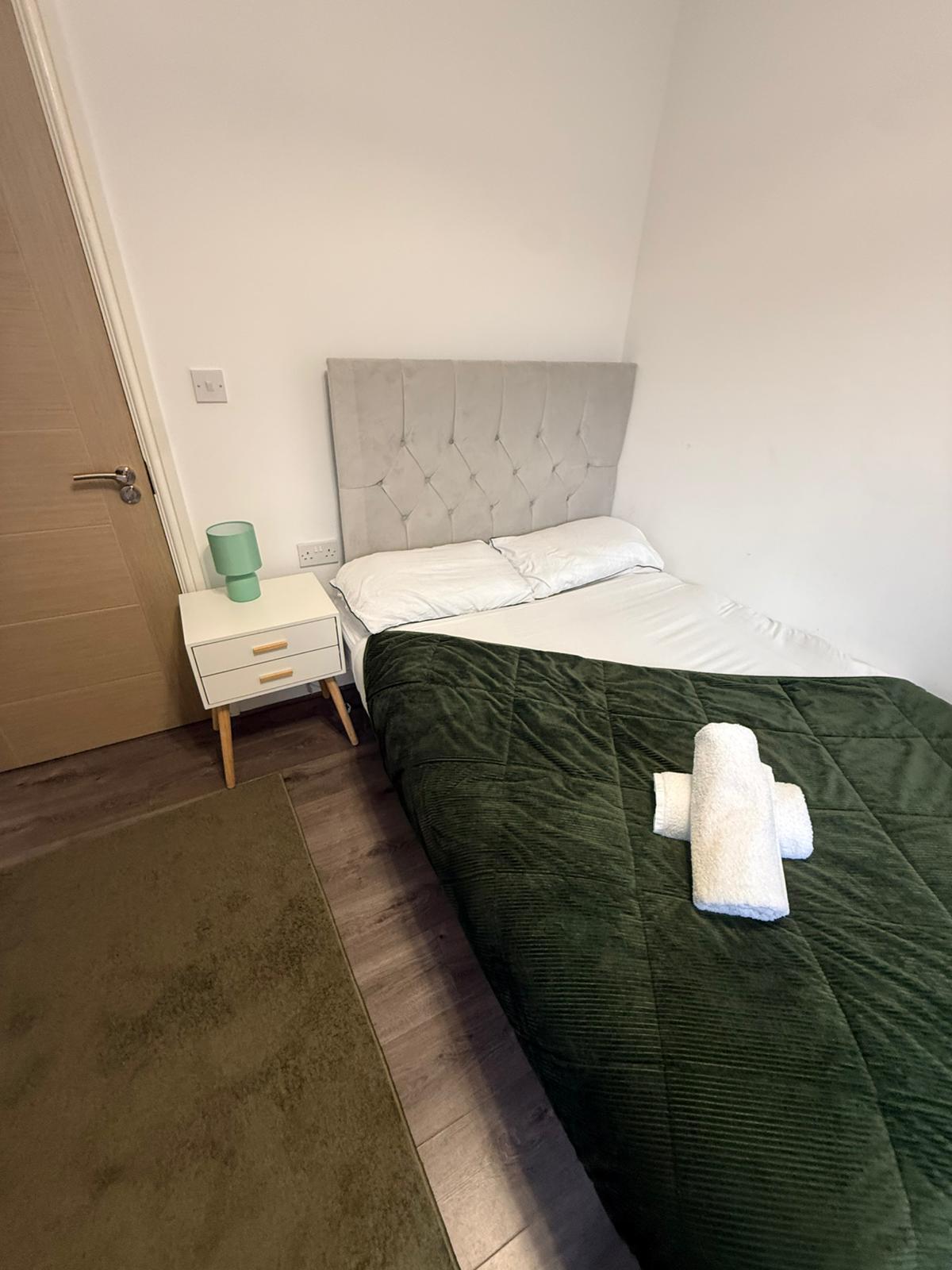 Coventry Station · Ensuite Room 2